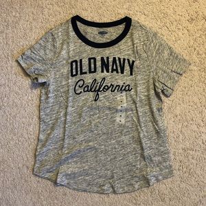 Gray Old Navy Graphic Tee